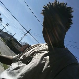 Meet your Posher, Dontrell